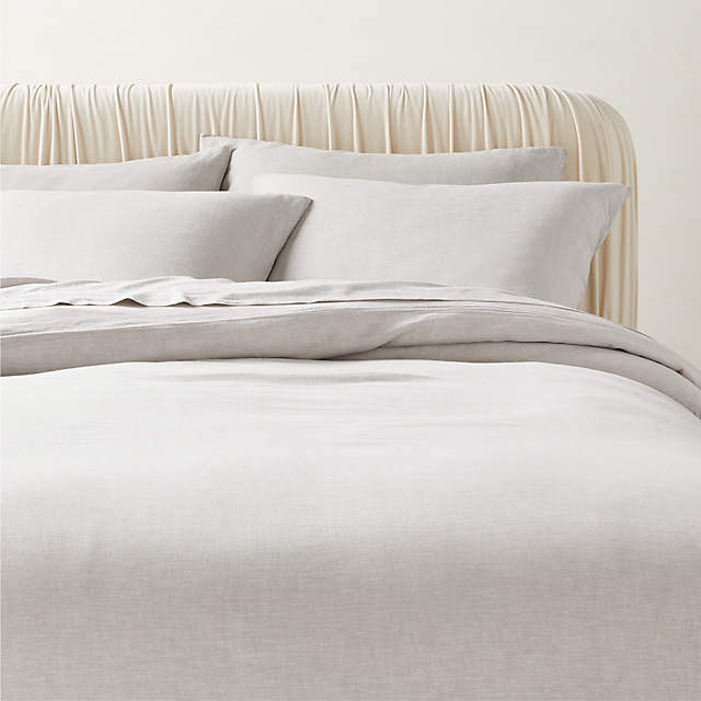 Reviewers Love This $16 Bedding Because It's 'so Soft and Smooth' – SheKnows