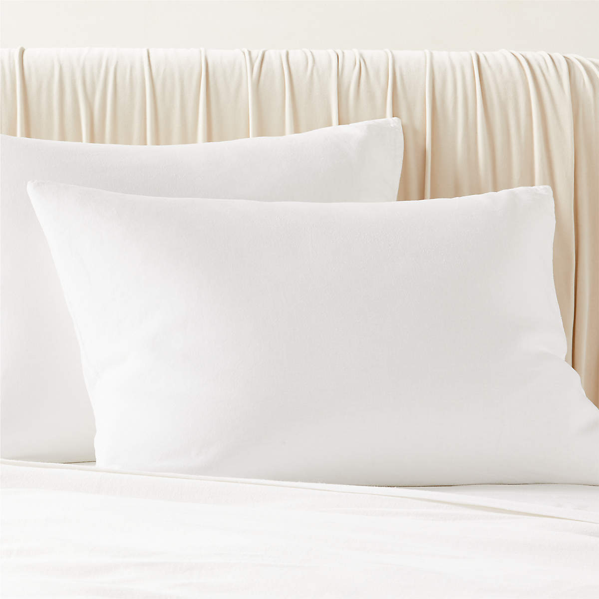 Keyne TENCEL Lyocell LinenBlend White Standard Pillow Shams Set of 2