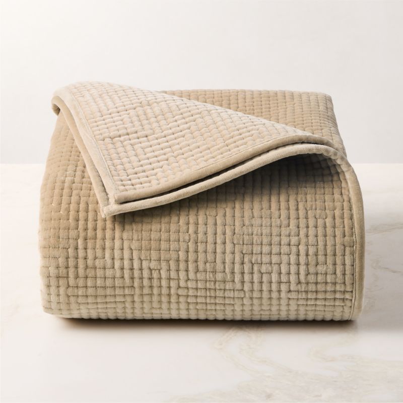 Kolson Light Taupe Organic Cotton Velvet Full/Queen Quilt - image 3 of 5