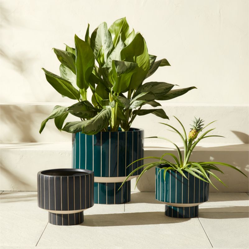 Komo Green Striped Ceramic Indoor/Outdoor Planter Small - image 2 of 5