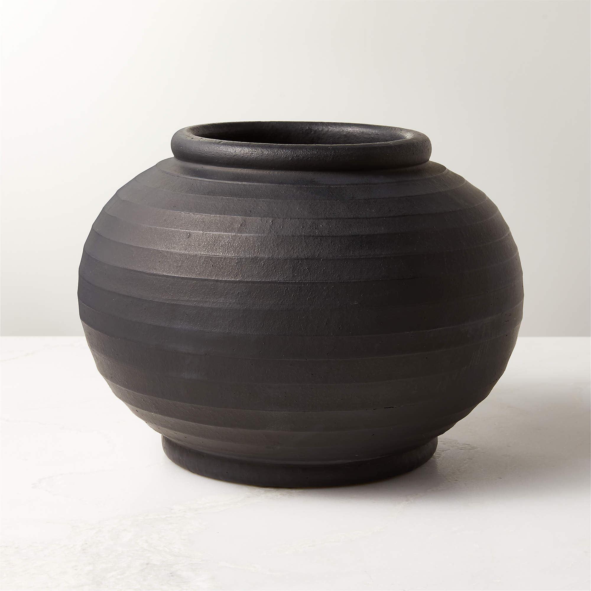 Leto Round Black Terracotta Vase + Reviews | CB2 Canada