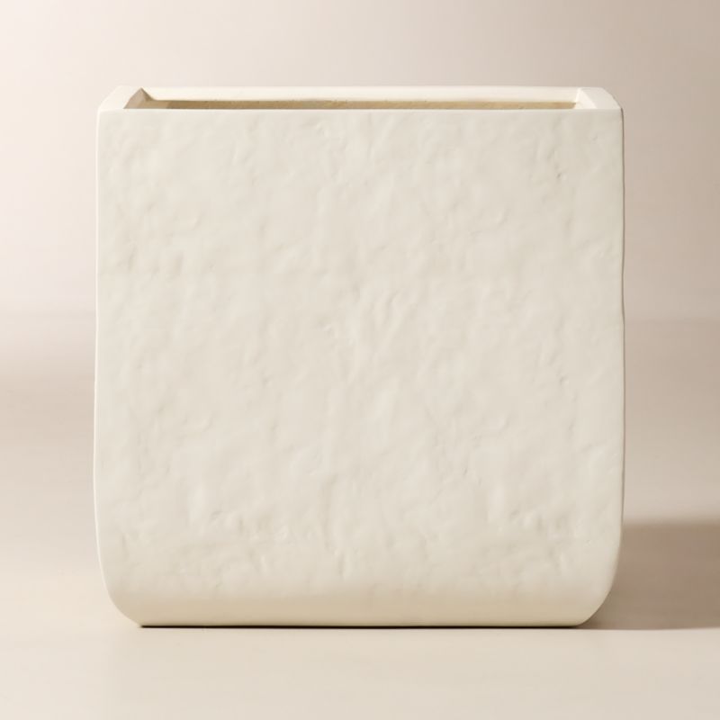 Leyla Ivory Faux Plaster Indoor/Outdoor XL Planter 23.5" - image 1 of 4