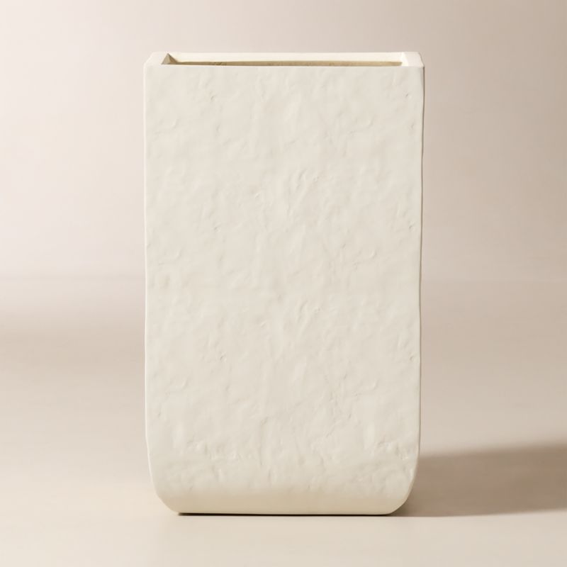 Leyla Ivory Faux Plaster Indoor/Outdoor XL Planter 32" - image 1 of 4