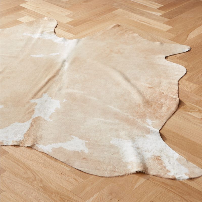 Light Tan Cowhide Rug 4 X6 Reviews Cb2