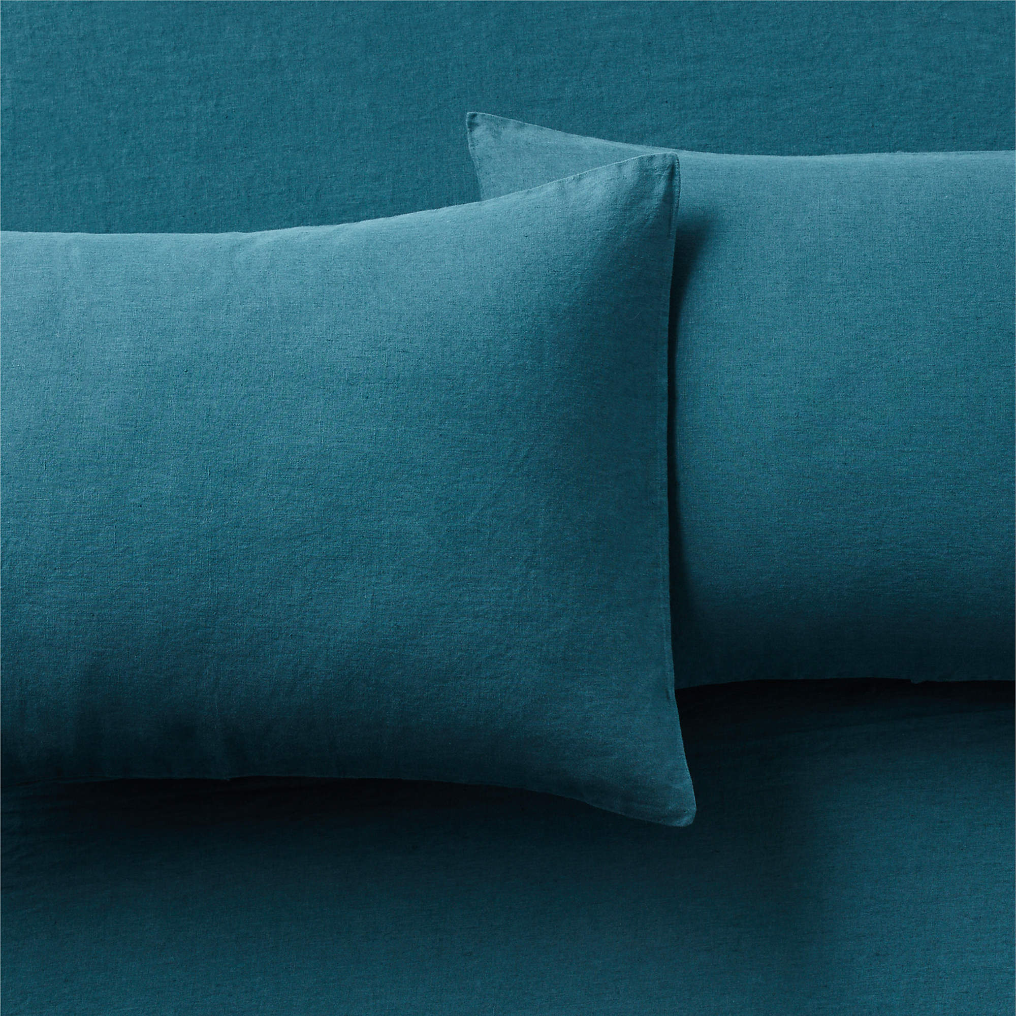 EUROPEAN FLAX-Certified Linen Dark Teal Queen Sheet Set + Reviews | CB2