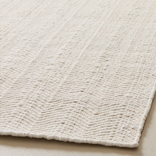 Litus Handwoven White Herringbone and Sand Indoor/Outdoor Performance Area Rug