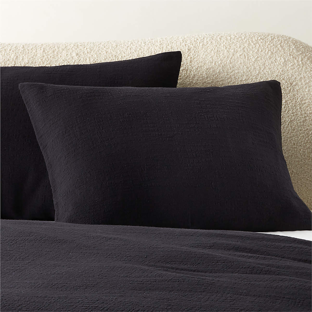 Maisa Organic Cotton Slub Black Standard Pillow Shams Set of 2