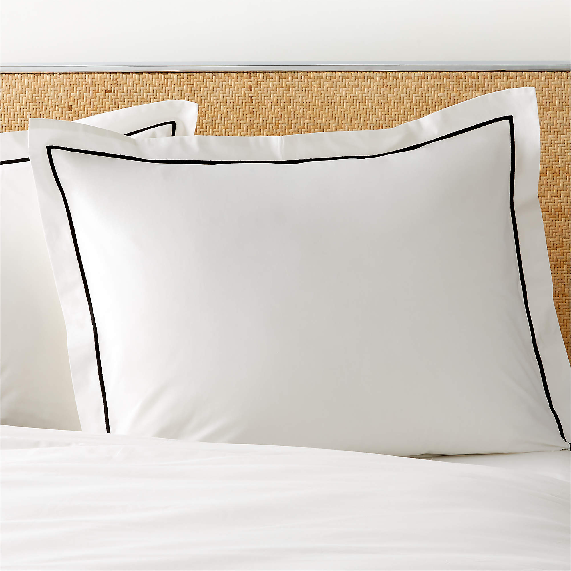 Marisal Organic Cotton 400 Thread Count Percale White and Black
