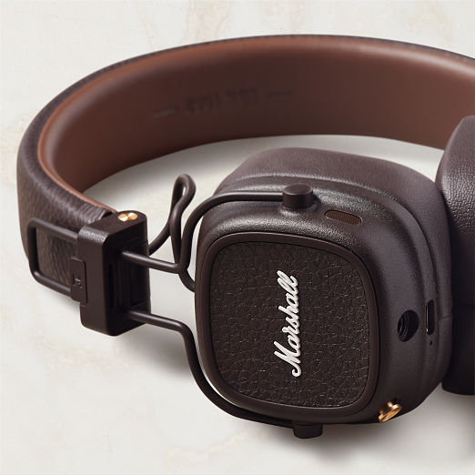 Marshall Major V Brown On-Ear Bluetooth Headphones