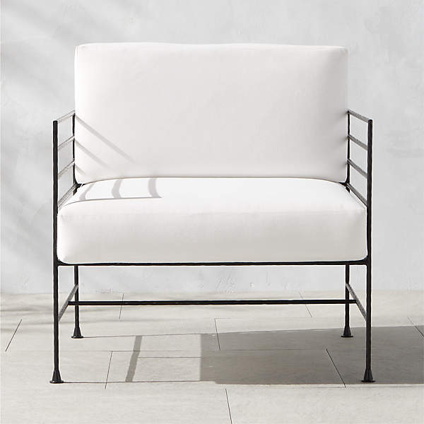 White lounge chair discount cushions