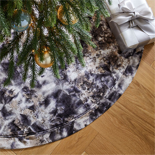 Contemporary Tree Skirt 