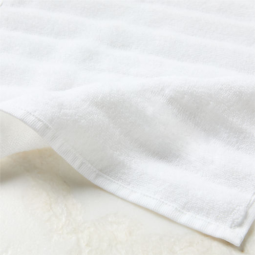 Matin Wavy Organic Cotton White Washcloth