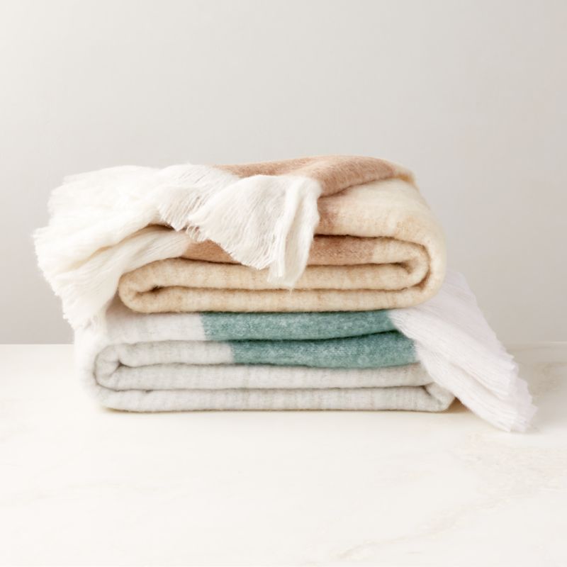 Mira Ombre Neutral Throw Blanket - image 5 of 8