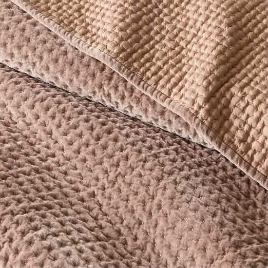 Montera Organic Cotton Taupe Velvet Quilt