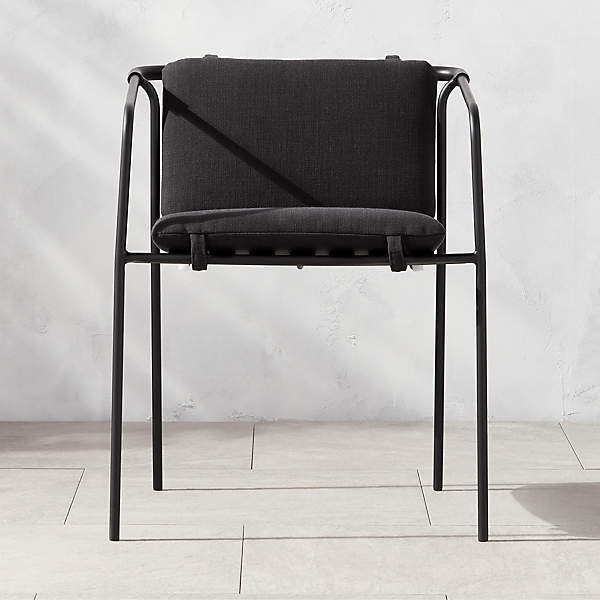 black modern outdoor dining chairs