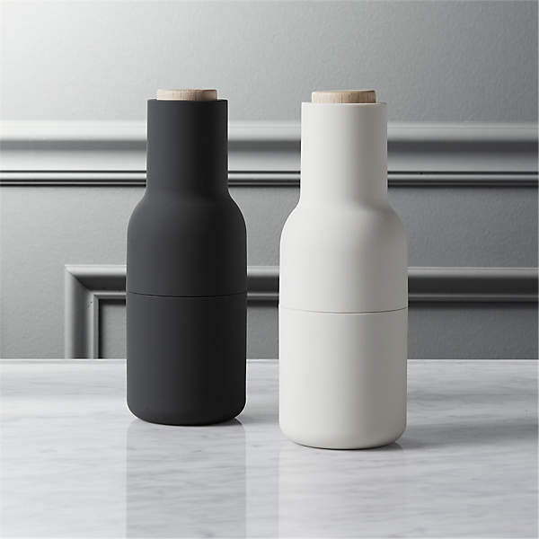 High Quality Kitchen Black White Wooden Salt and Pepper Mill Hand