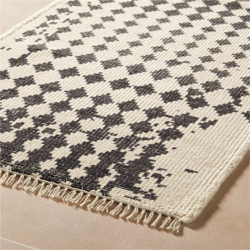 Neutro Hand-Knotted Black and Warm White Abstract New Zealand Wool Runner Rug 2.5'x8' - image 3 of 4