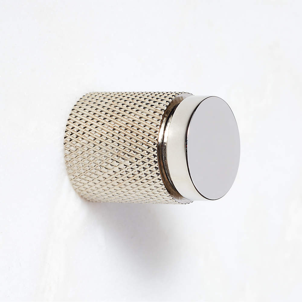 6 Nicolo Knurled Unlacquered Brass Handle