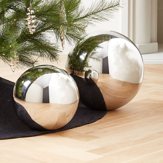 Nix Stainless Steel Decorative Orbs