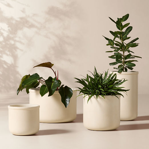 Oakley Round Faux Limestone Indoor/Outdoor Planters