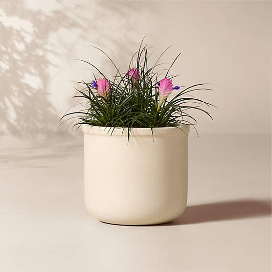 Oakley Round Faux Limestone Indoor/Outdoor Medium Planter 14.5"H