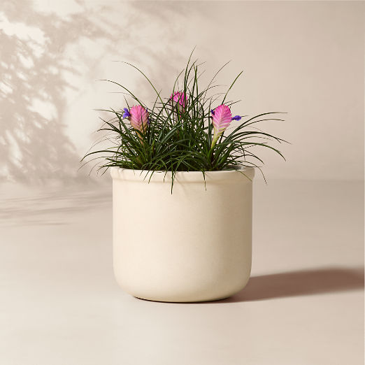 Oakley Round Faux Limestone Indoor/Outdoor Medium Planter 14.5"H