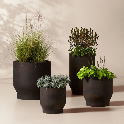 Oberon Antiqued Dark Brown Cement Indoor/Outdoor Planters