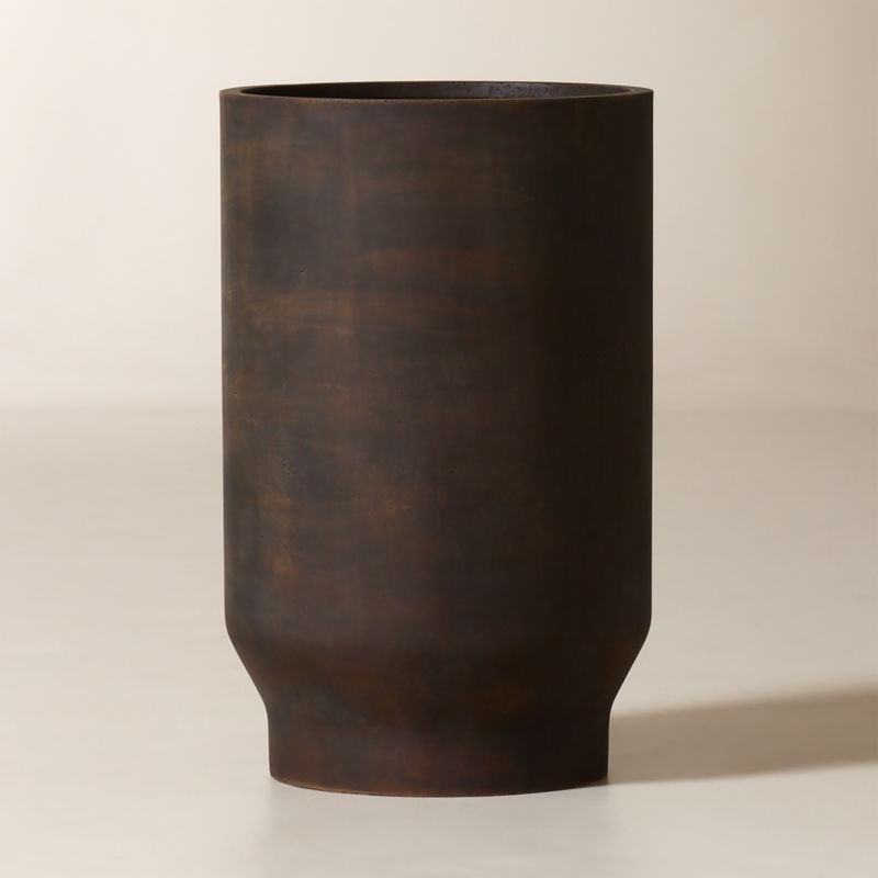 Oberon Antiqued Dark Brown Cement Indoor/Outdoor XL Planter 32" - image 1 of 3