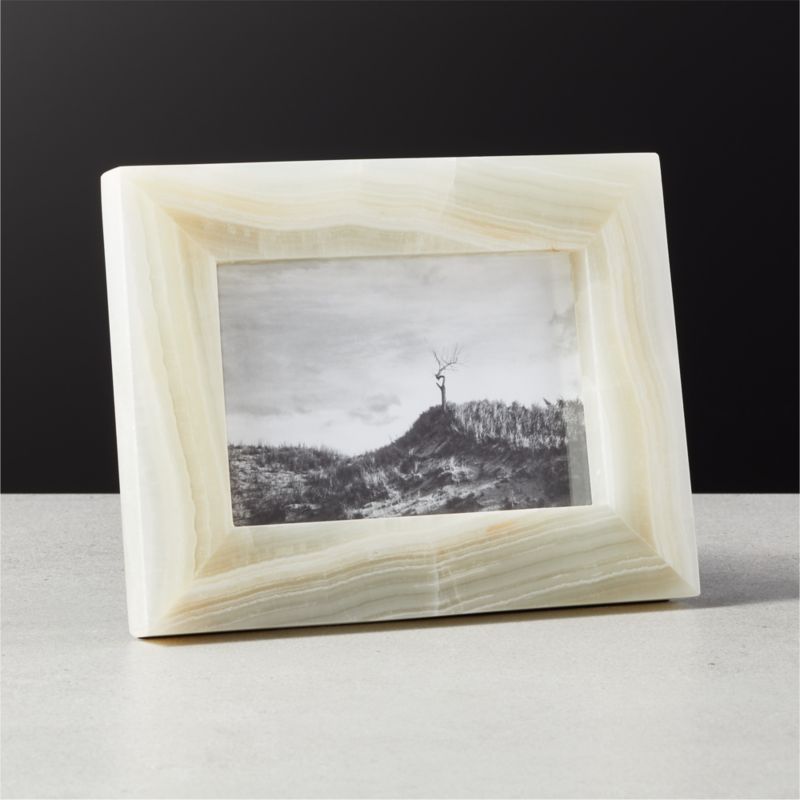 View Onyx Picture Frame 4"X6" details