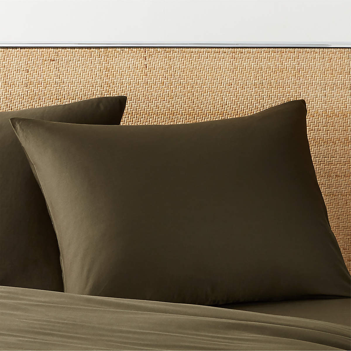 Organic Cotton Sateen 520 Thread Count Dark Green Standard Pillow Shams