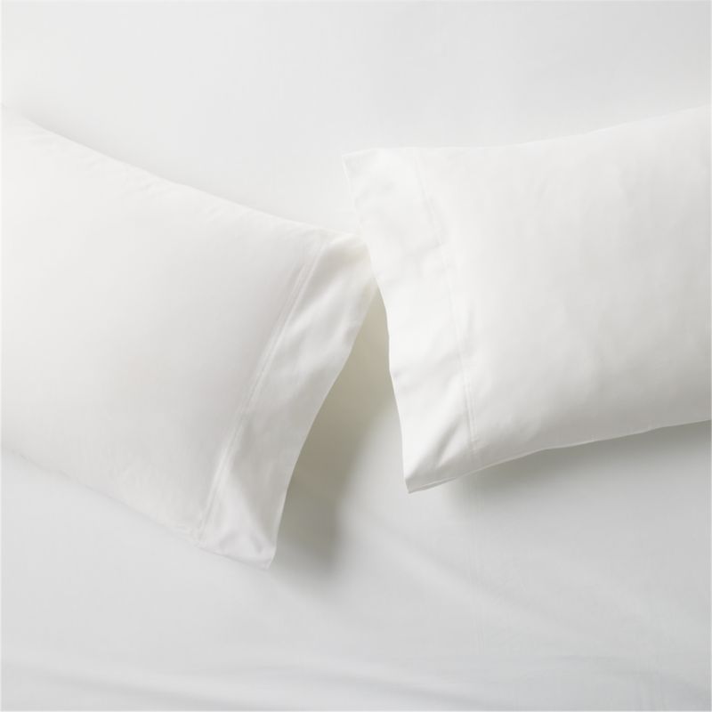 Viewing product image Organic Cotton Sateen 520 Thread Count White Standard Pillowcases Set of 2 - image 1 of 3