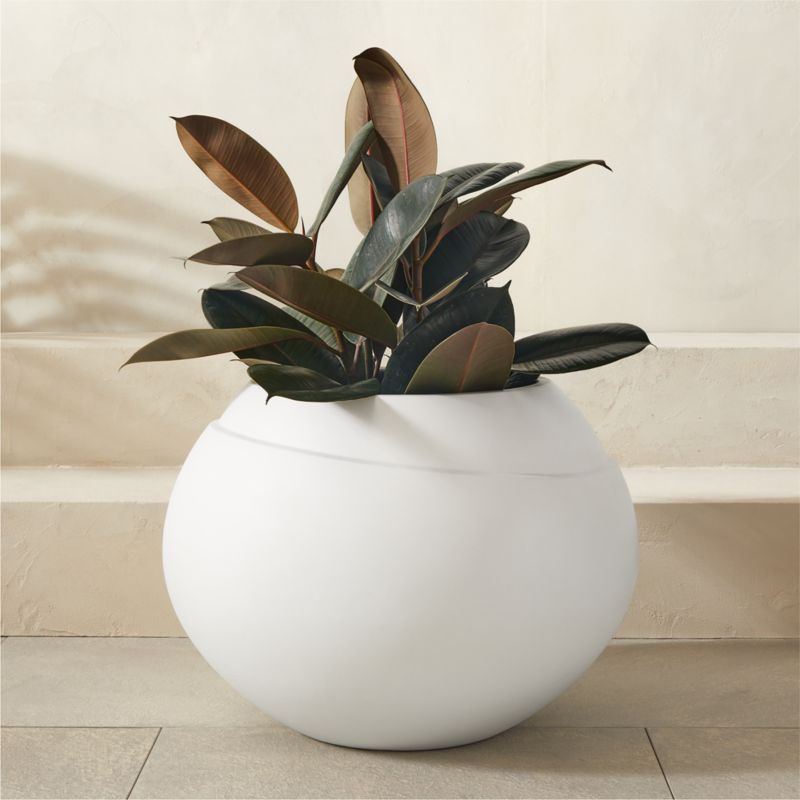 Ortice Round White Indoor/Outdoor Planter Short - image 3 of 7