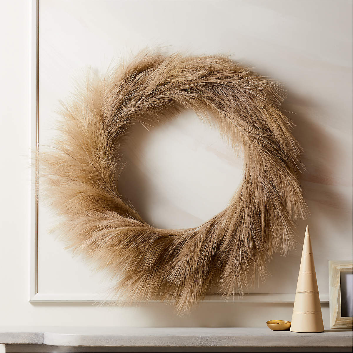 Faux Pampas Taupe Wreath 36" (Open Larger View)