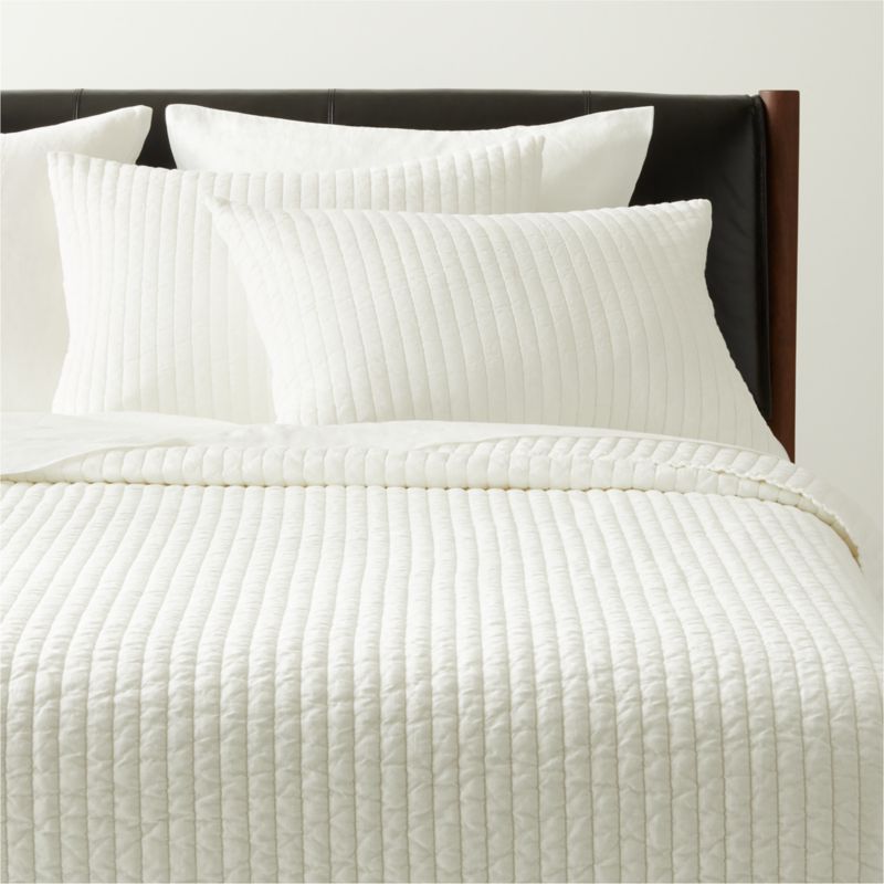 View Paxton Linen Garment Washed White King Quilt details