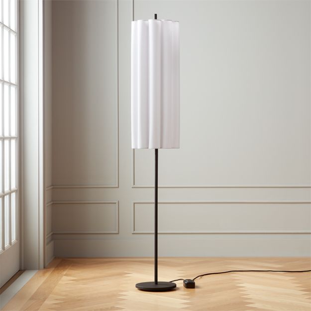 Pettine Floor Lamp + Reviews | CB2 Canada