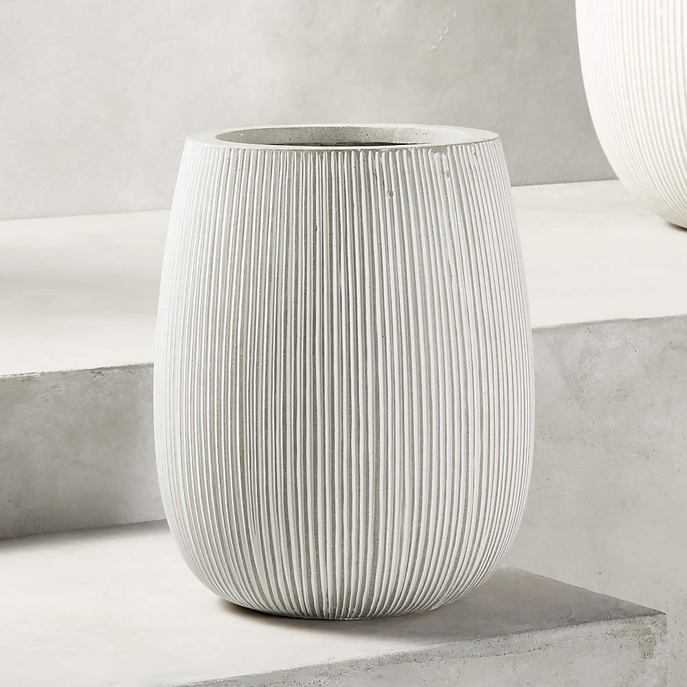 Pod Indoor/Outdoor Planter Medium