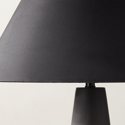 Polar Black Cement Table Lamp