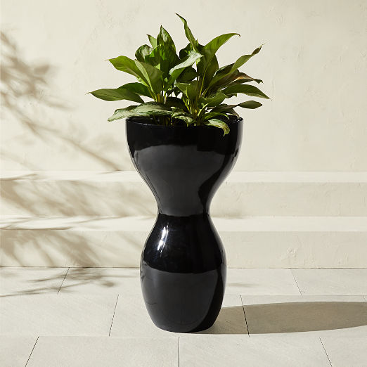 Porta Black High-Gloss Cement Indoor/Outdoor Planter Large