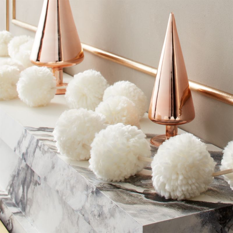 billetpris Recite Valg Puff White Pom Pom Garland + Reviews | CB2