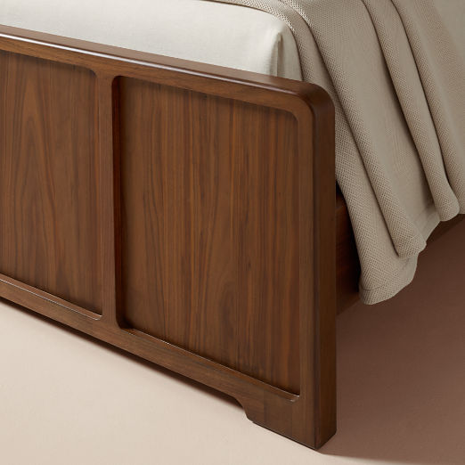 Rio Walnut Bed
