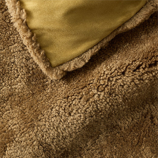 Roslin Smoked Amber Shearling Throw Blanket 50"x70'