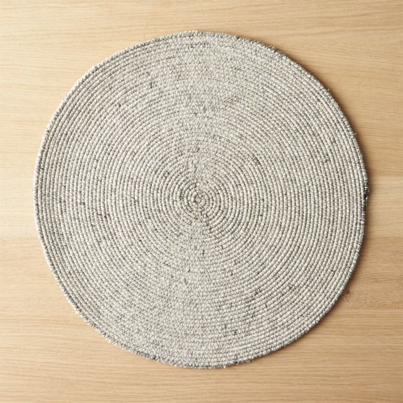 Round Woven Black Placemat CB2   RoundWovenBlackPlacematSHS19