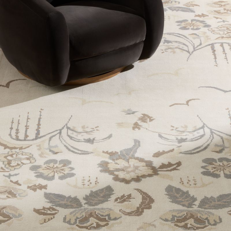 Roza Hand-Knotted Taupe Floral New Zealand Wool Area Rug 8'x10' - image 2 of 4