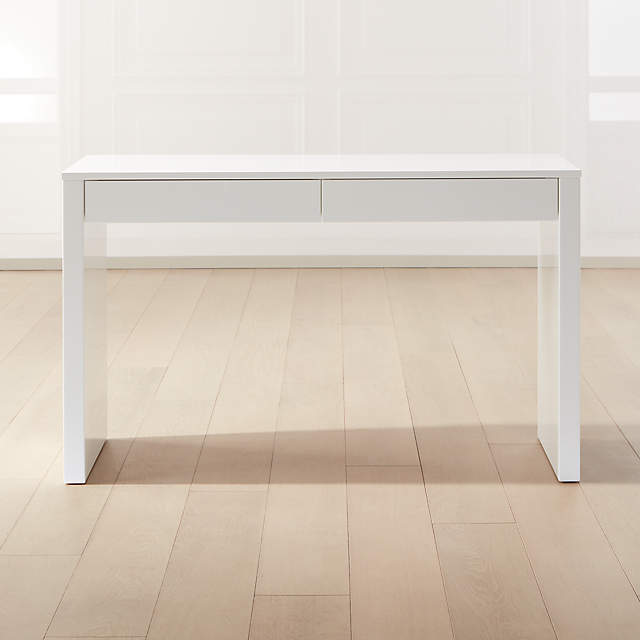 Runway white shop lacquer desk