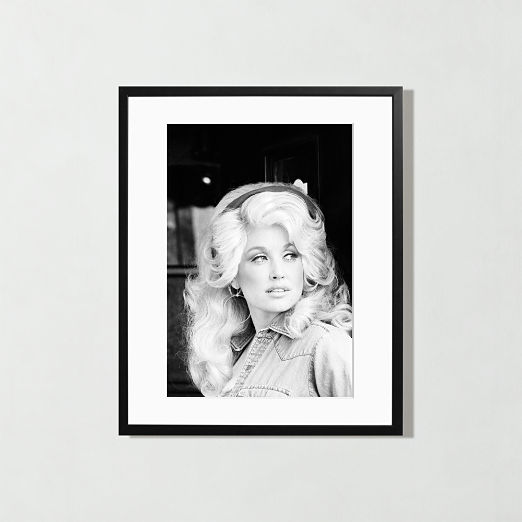 'Dolly Parton in New York City' Photographic Print in Black Frame 17"x21"