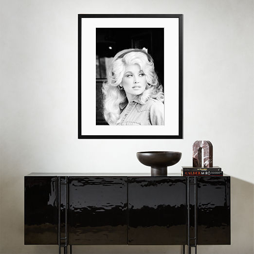 'Dolly Parton in New York City' Photographic Print in Black Frame 27.75"x38.75"