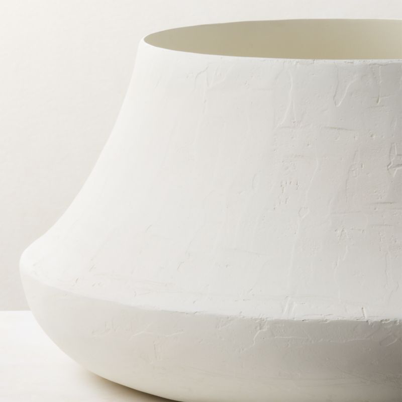 Sakina Ivory Faux Plaster Indoor/Outdoor Small Planter Bowl 6.75" - image 1 of 3