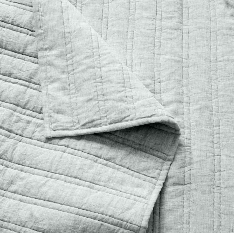 Saunder Heathered Sage Green EUROPEAN FLAX™-Certified Linen King Quilt - image 2 of 4