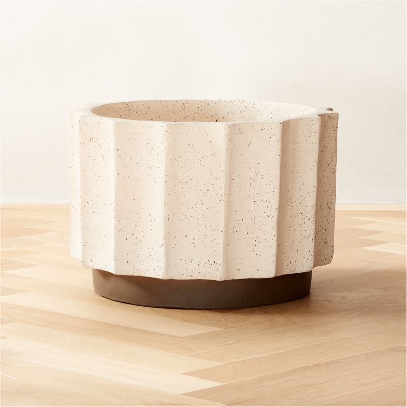 Scallop White Clay Indoor/Outdoor Planter Medium - image 0 of 8