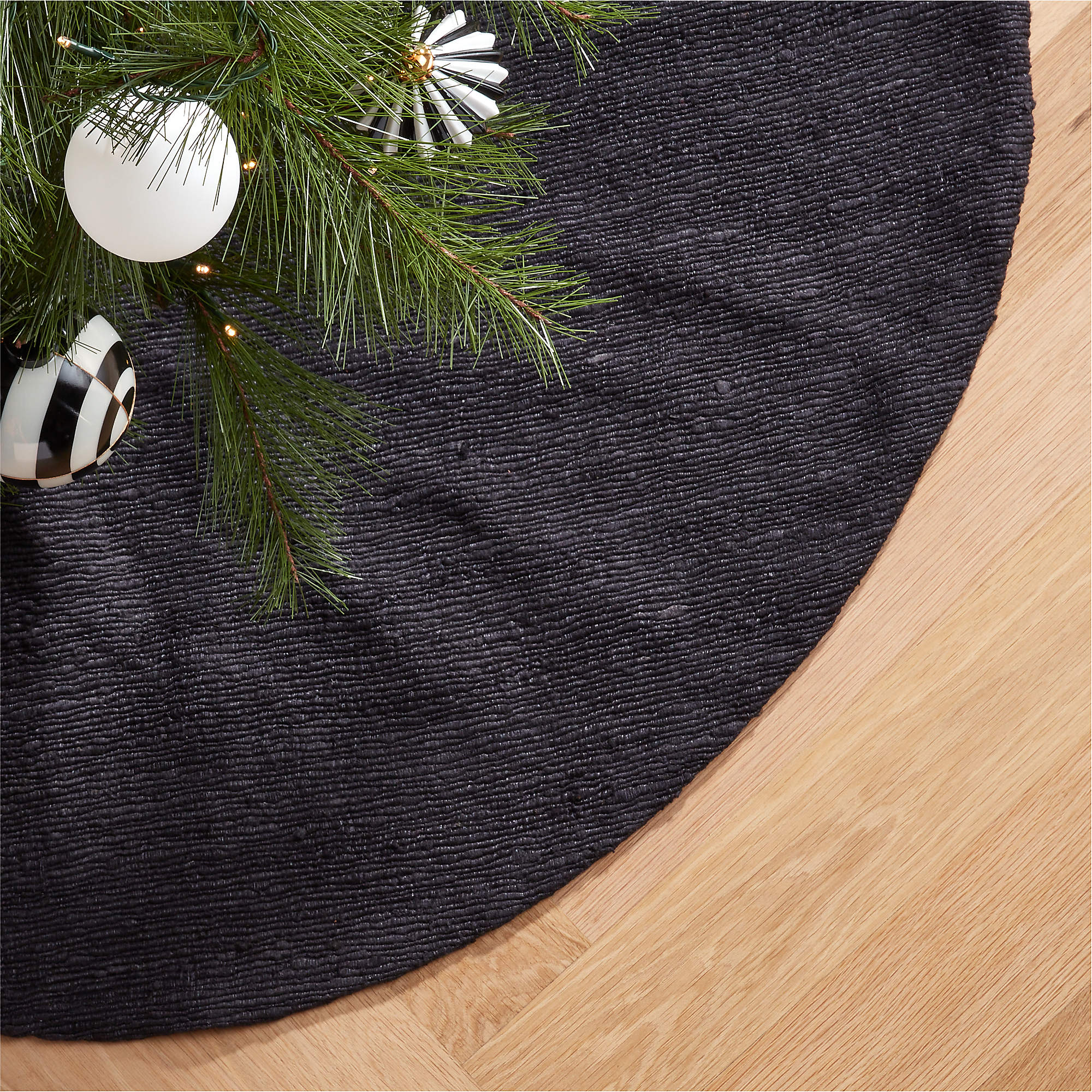 Seca Black Silk Tree Skirt 48'' + Reviews CB2